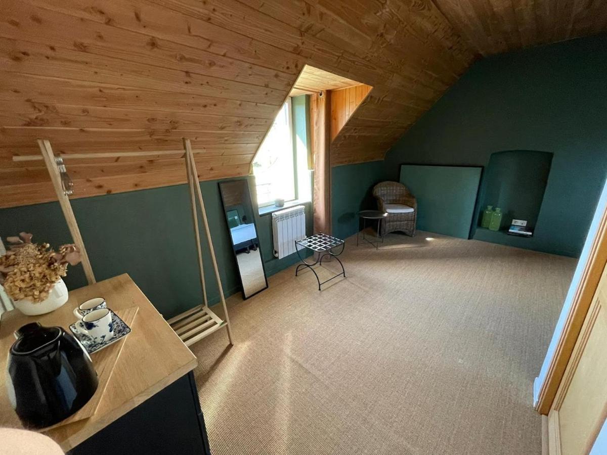 Le Clos De La Lande Vallee ปงต์-ลับเบ ภายนอก รูปภาพ